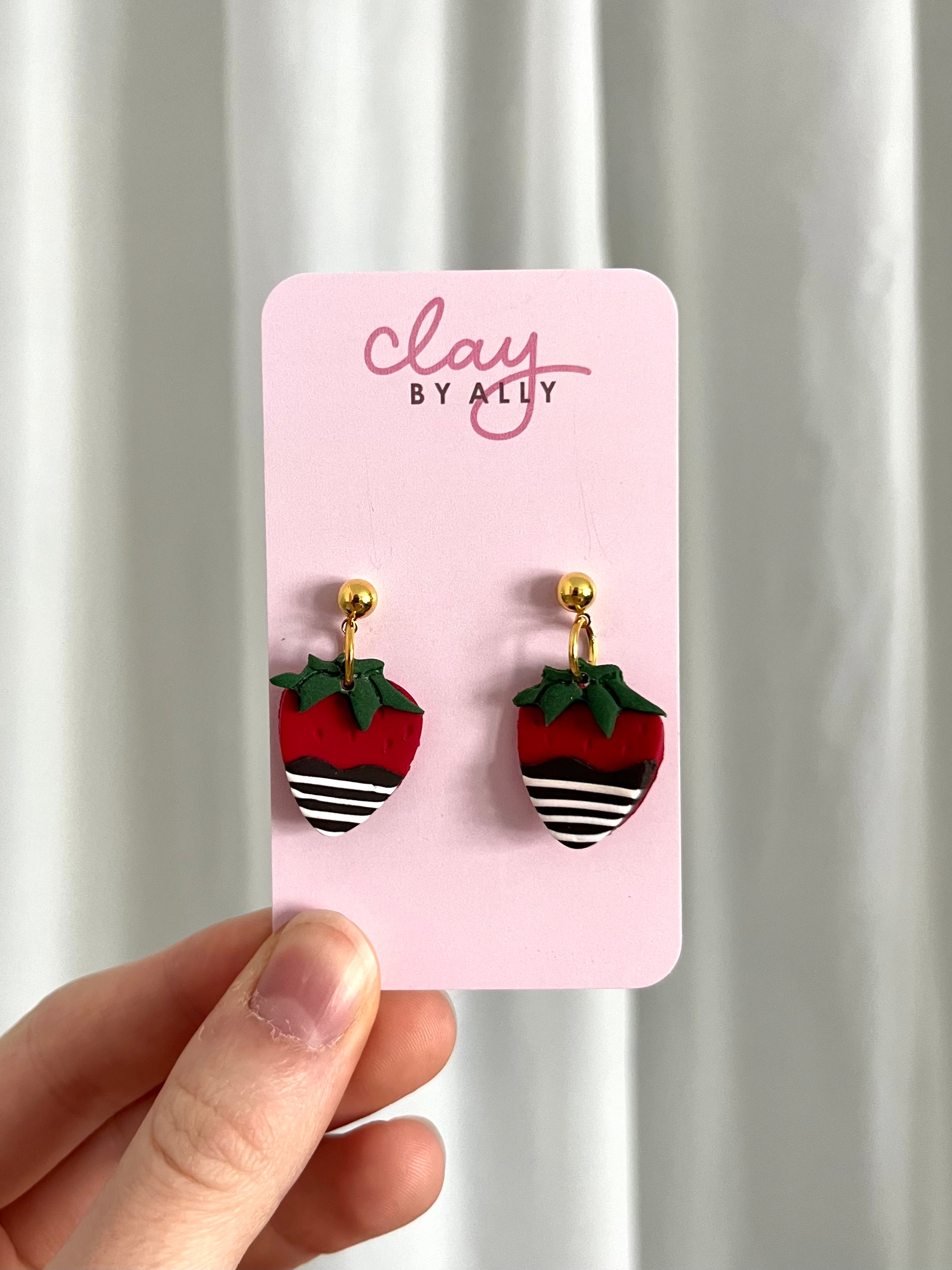 Chocolate strawberry dangles