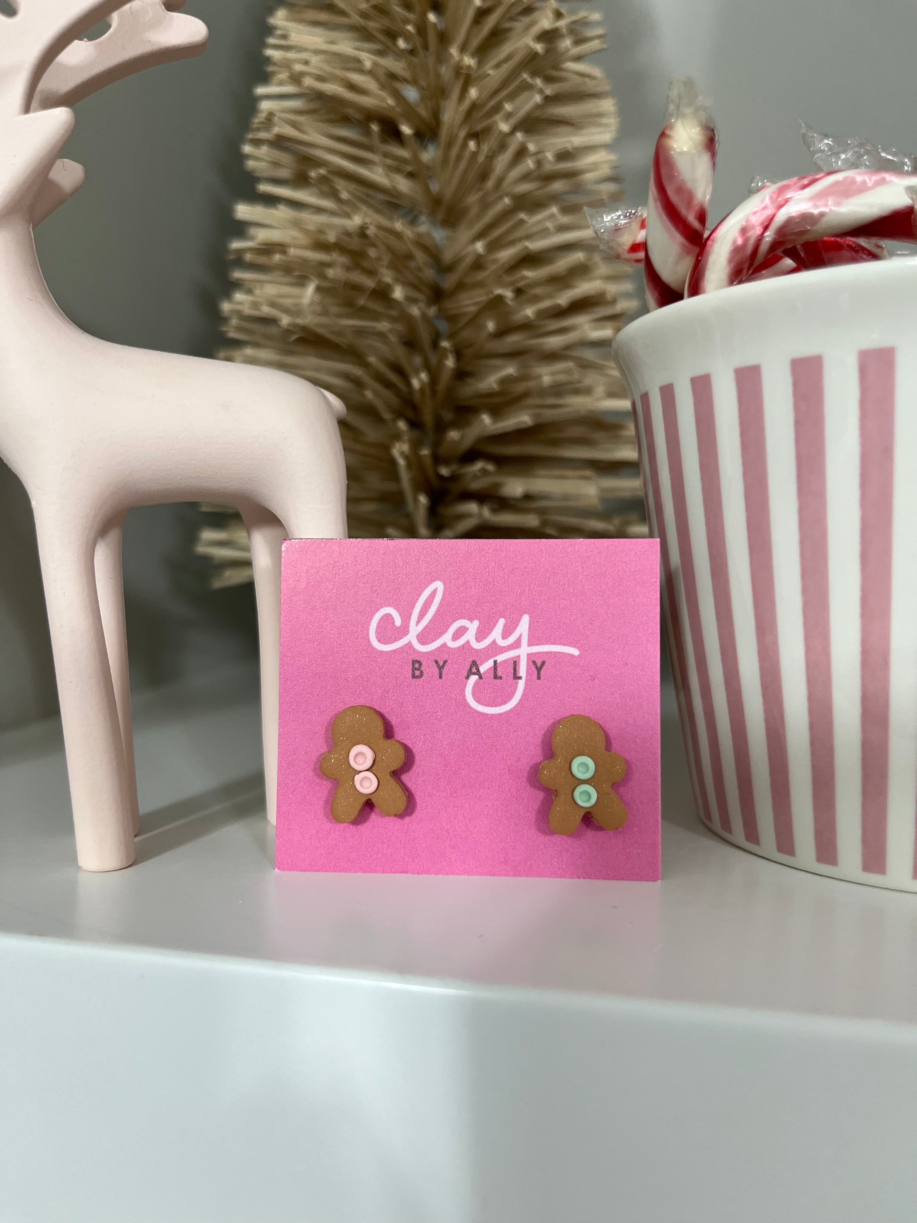 Gingerbread Studs