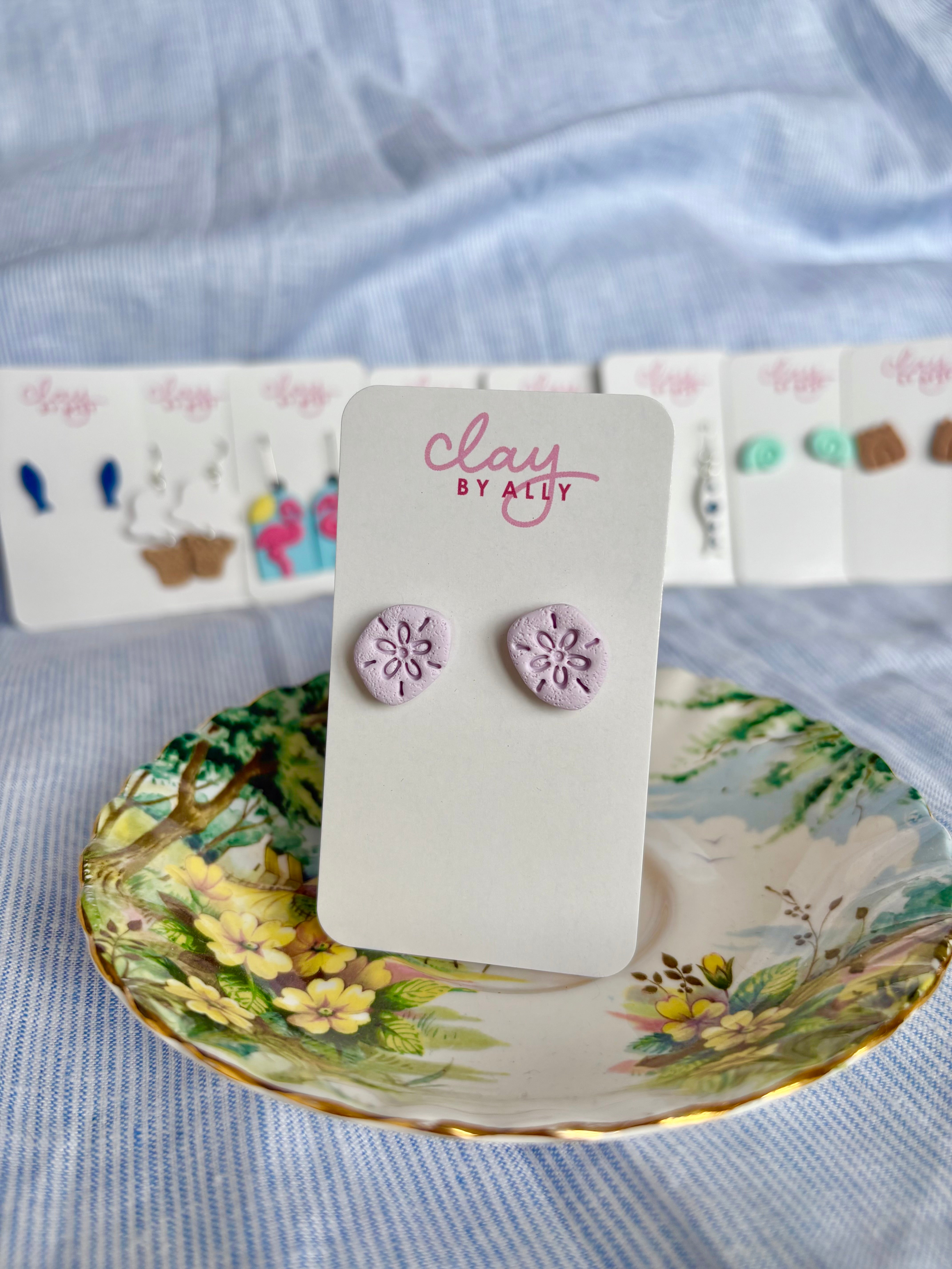 Sand dollar studs